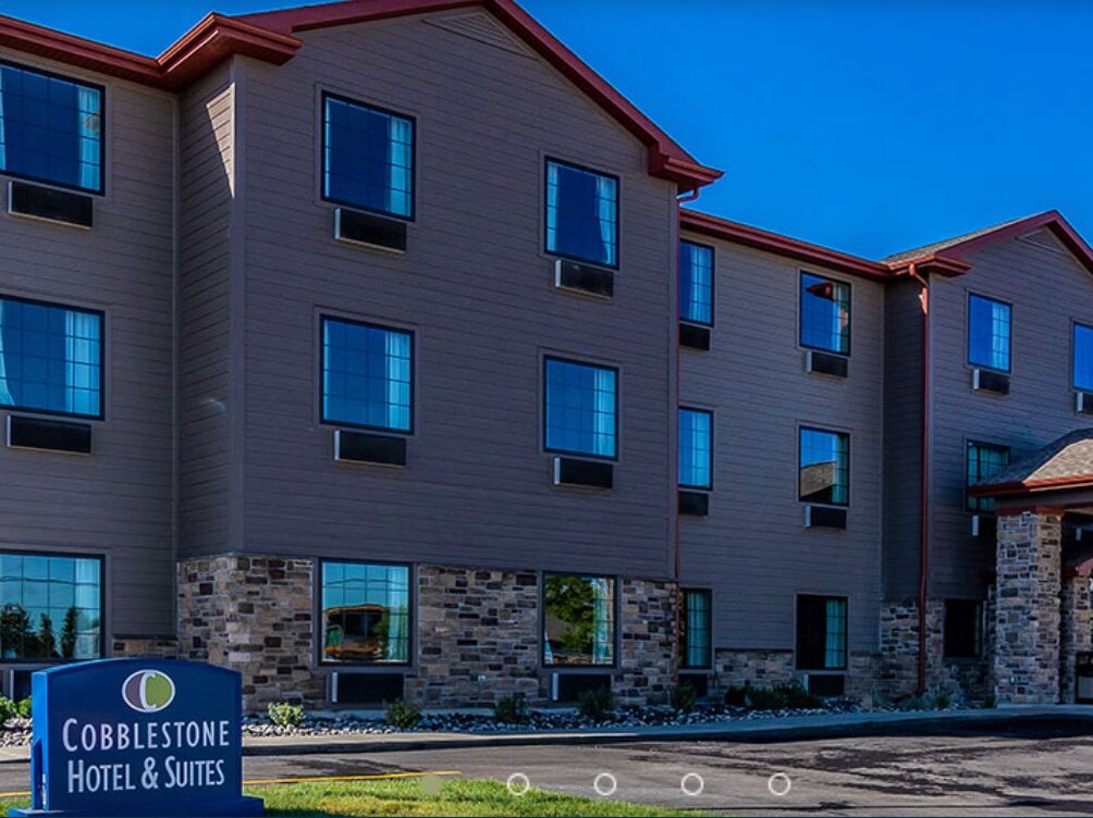 Picture of Cobblestone Hotel & Suites - Victor
