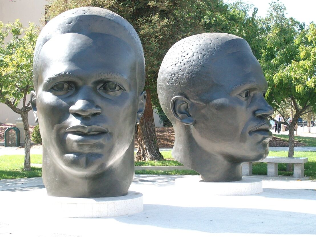 Picture of Public Art "Pasadena Robinson Memorial"
