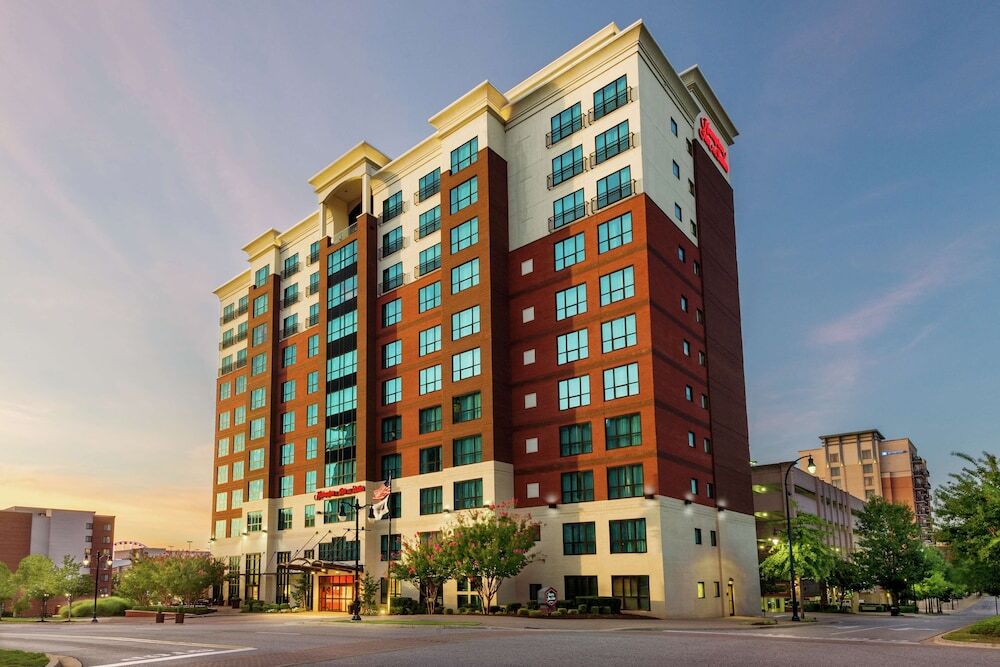 Picture of Hampton Inn & Suites National Harbor - Alexandria Area