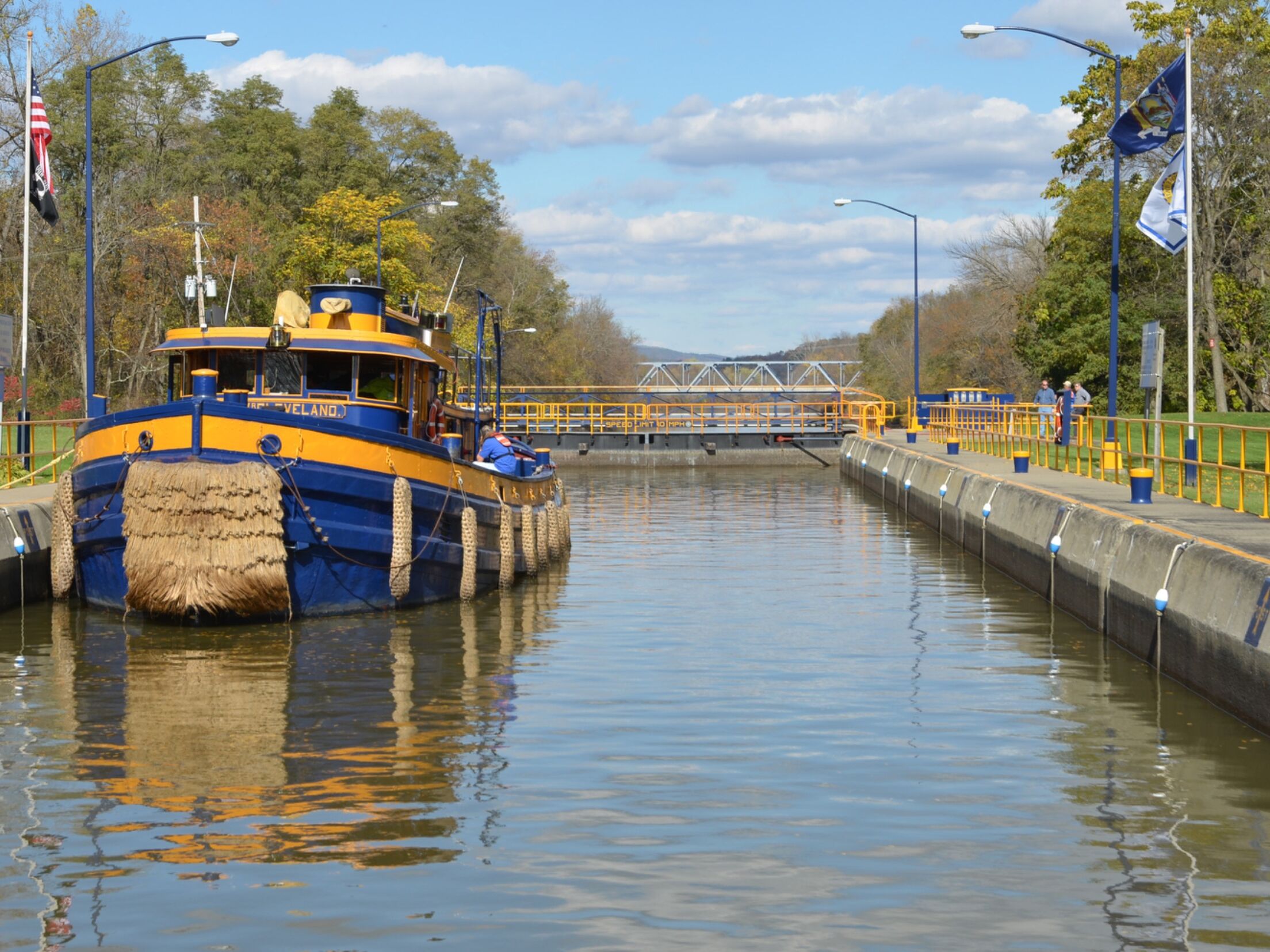 Picture of Bike or Walk the Erie Canal Path 