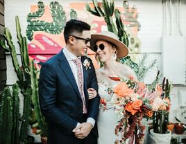 coral, retro-themed wedding in Tampa, Florida