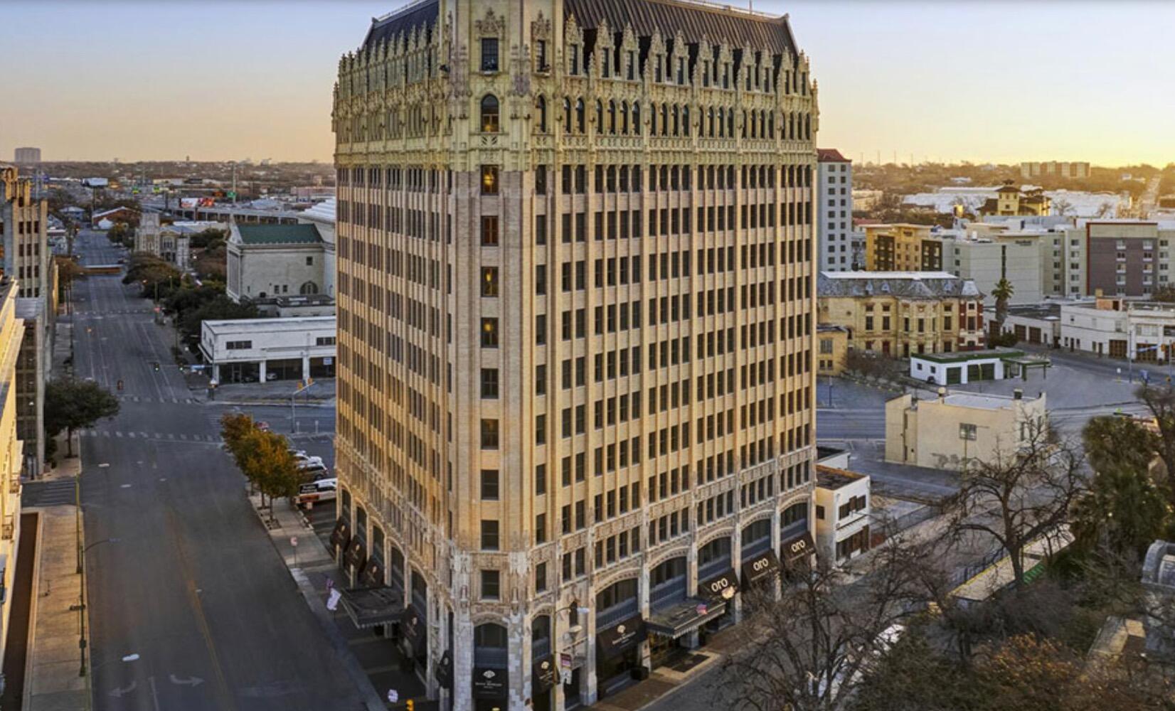 Picture of The Emily Morgan San Antonio - a DoubleTree by Hilton Hotel