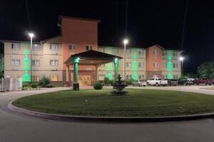 Picture of Holiday Inn Express Wichita North Park City