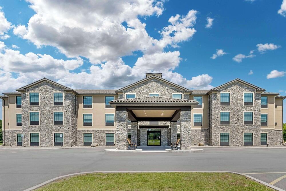 Picture of Comfort Inn & Suites