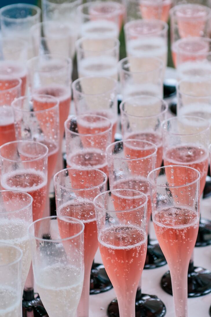 Guests enjoyed strawberry cocktails during cocktail hour on the restaurant terrace.