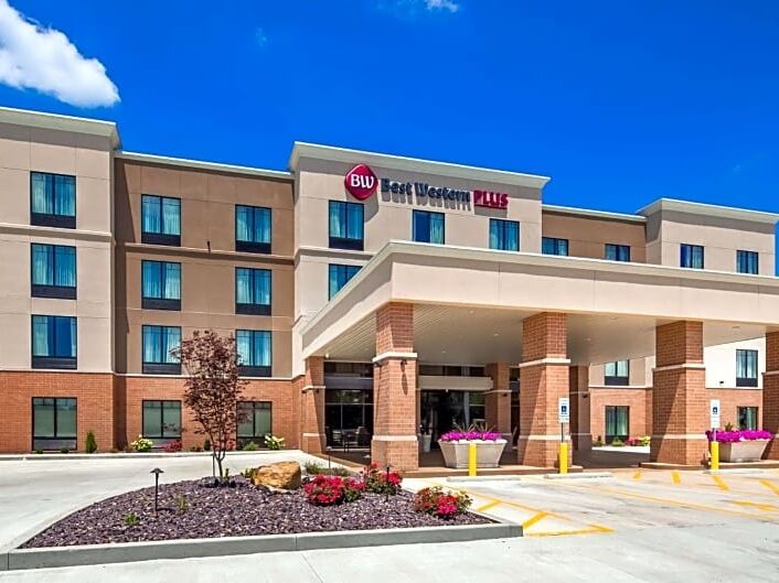 Picture of Best Western Plus Centralia Hotel & Suites