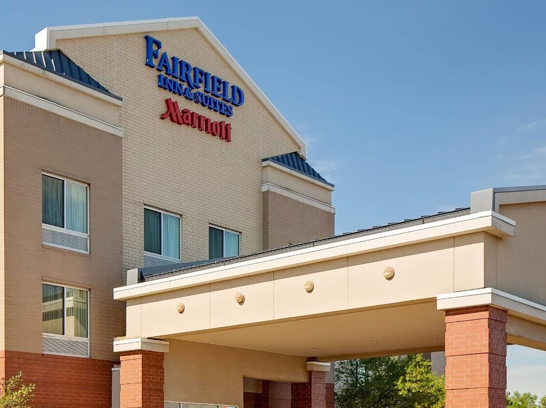 Picture of Fairfield Inn & Suites by Marriott Detroit Metro Airport Romulus