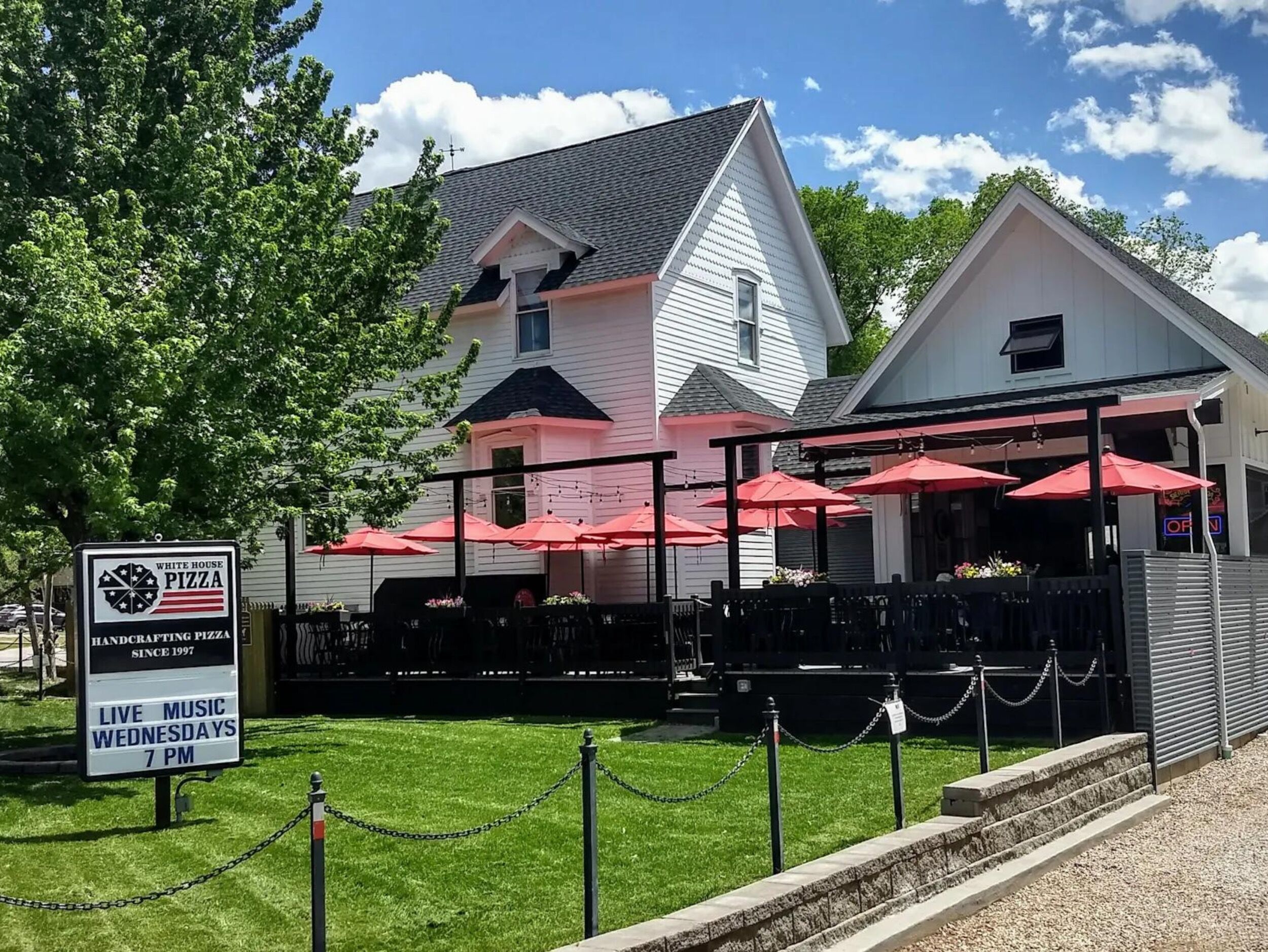 Picture of White House Pizza