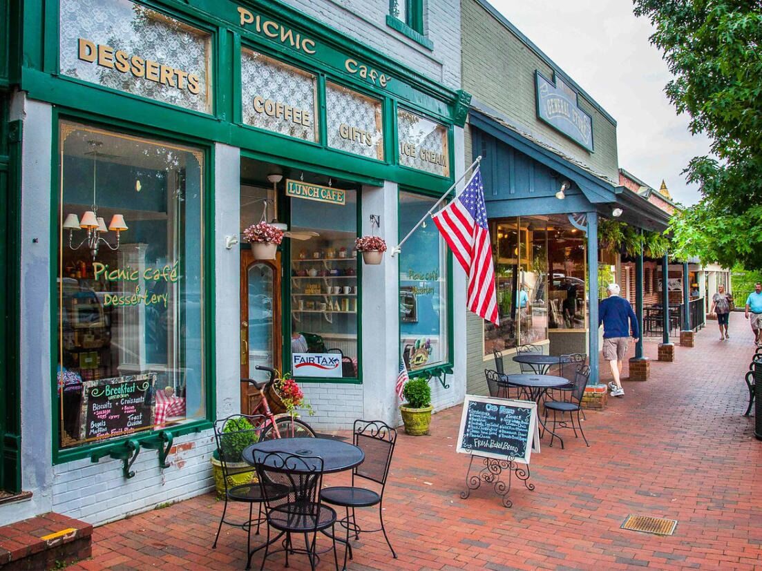 Picture of Picnic Cafe and Dessertery