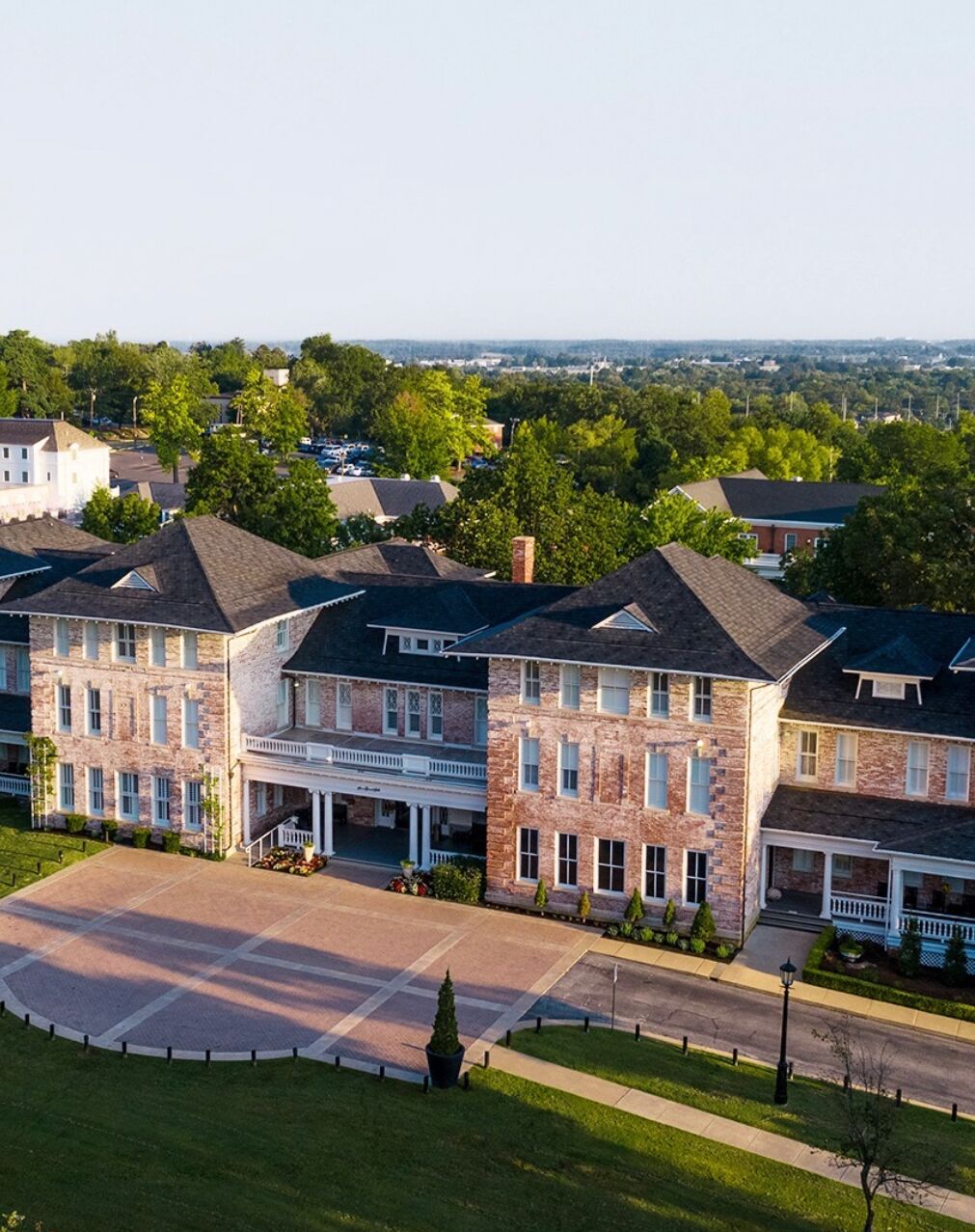 Picture of Inn at Carnall Hall