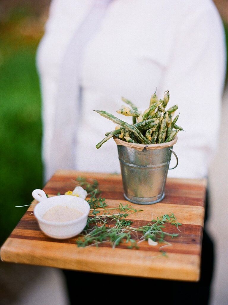 Ideas for gourmet wedding reception appetizers and food