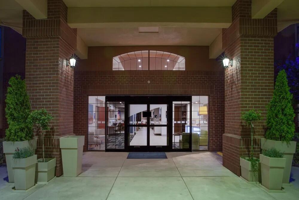 Picture of Holiday Inn Express & Suites Davis - University Area by IHG