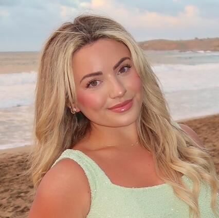 Chloe Miller