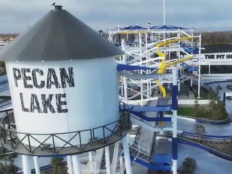 Picture of Pecan Lake Entertainment