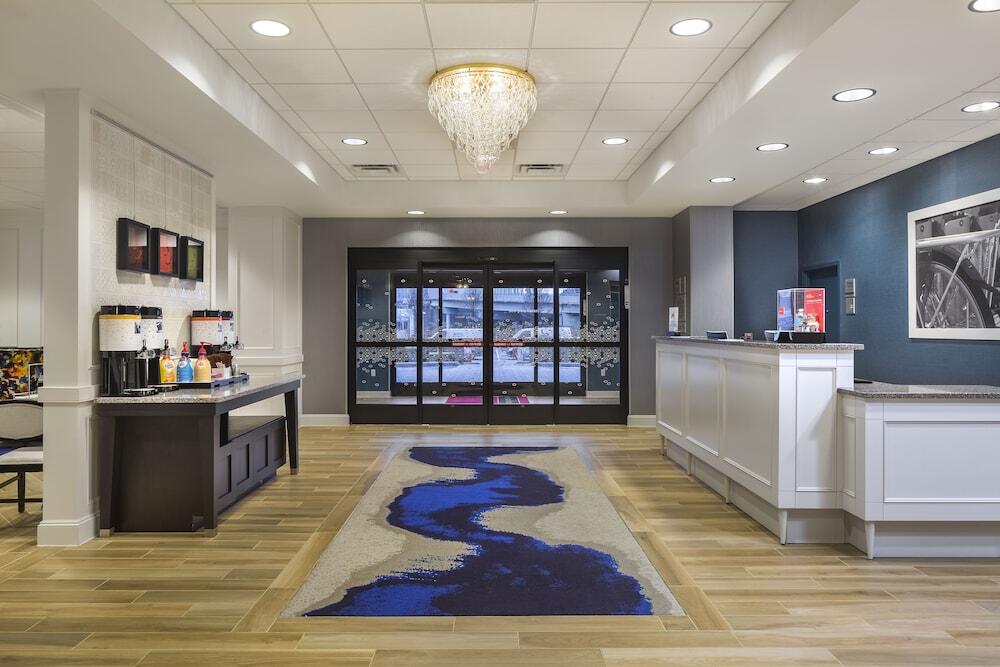 Picture of Hampton Inn & Suites Newport/Cincinnati