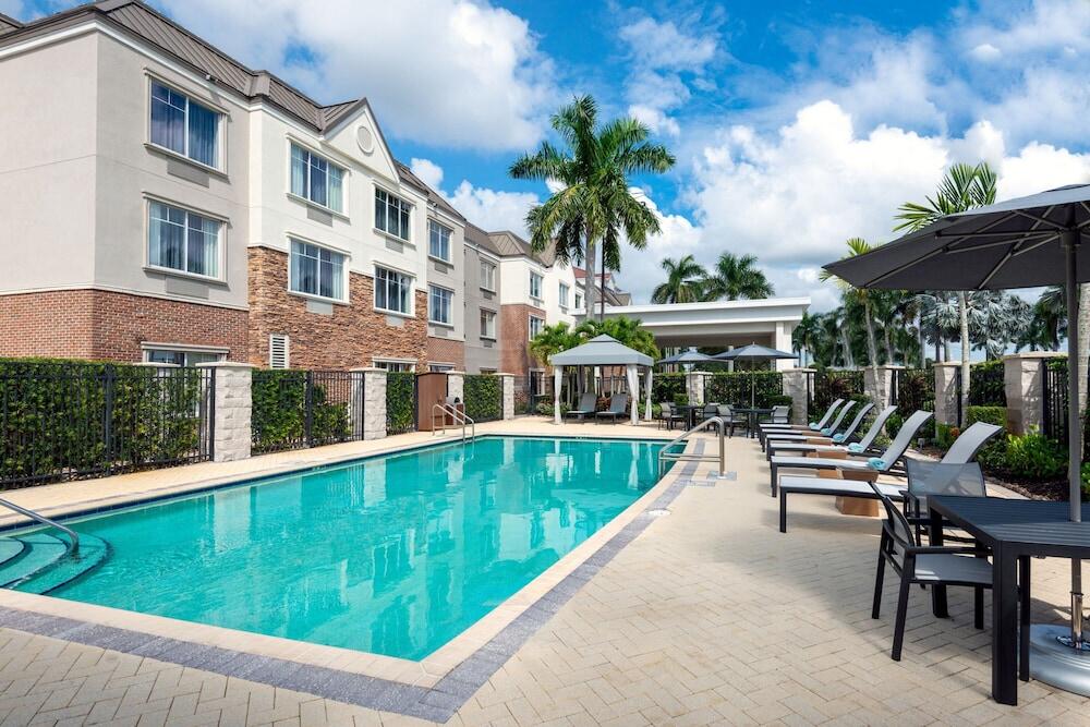 Picture of Courtyard by Marriott Sarasota at University Town Center