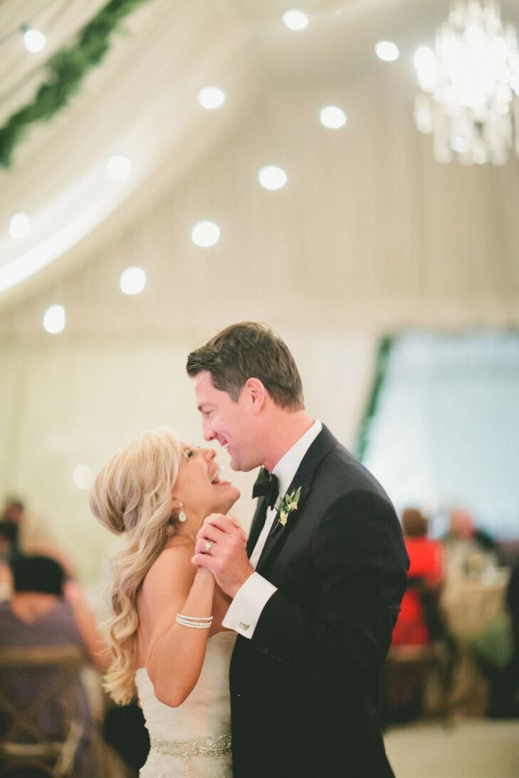 The couple had their first dance to Keith Whitley's version of When You Say Nothing at All. Because I'm from Texas, I thought it would be fun to do a country song, says Kendrick.