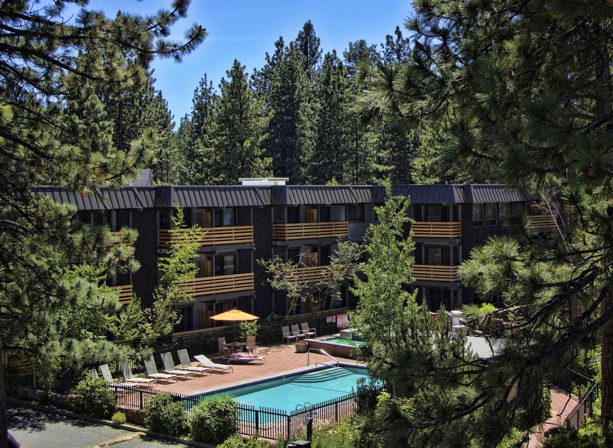 Picture of Hotel Azure Tahoe