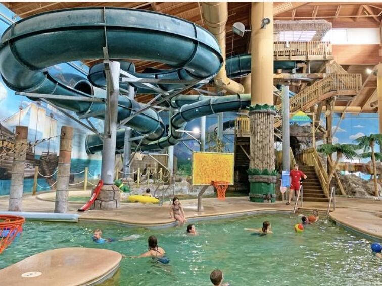 Picture of Arrowwood Indoor Waterpark