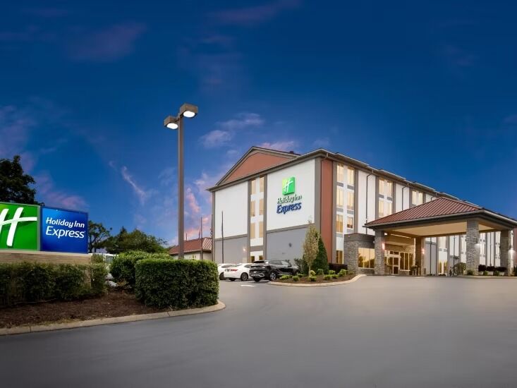 Picture of Holiday Inn Express Hendersonville