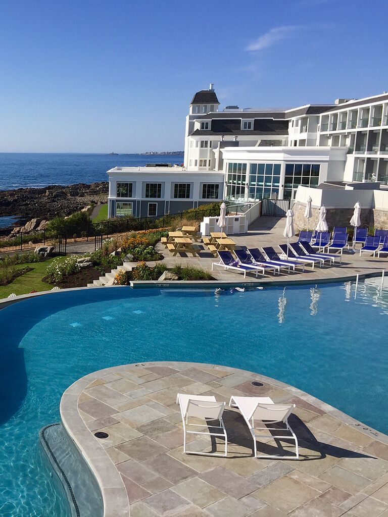 Cliff House Maine minimoon escape