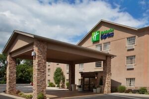 Picture of Holiday Inn Express Mount Pleasant Scottdale an IHG Hotel