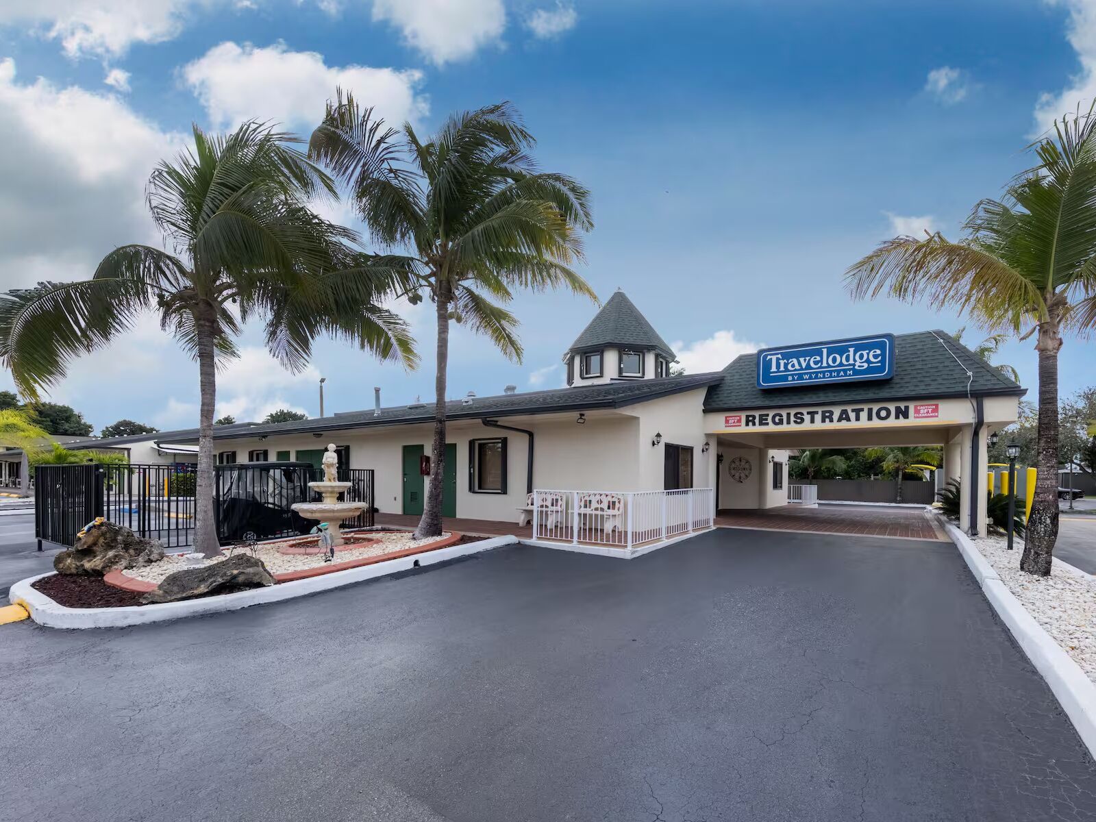 Picture of Travelodge by Wyndham Florida City