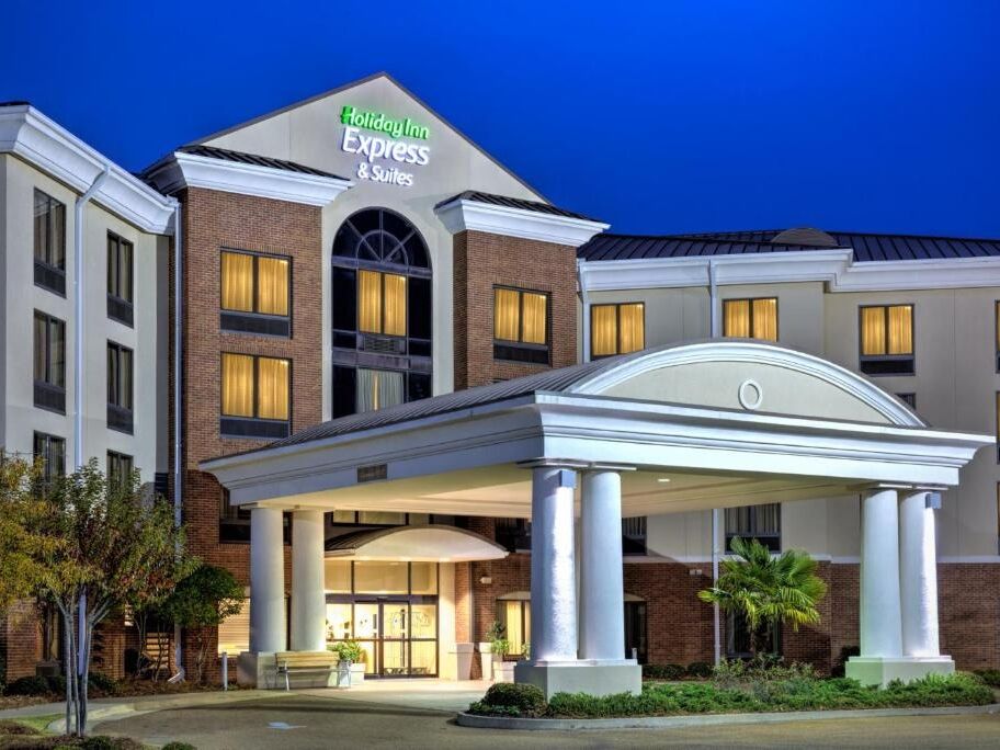 Picture of Holiday Inn Express & Suites Jackson - Flowood, an IHG Hotel