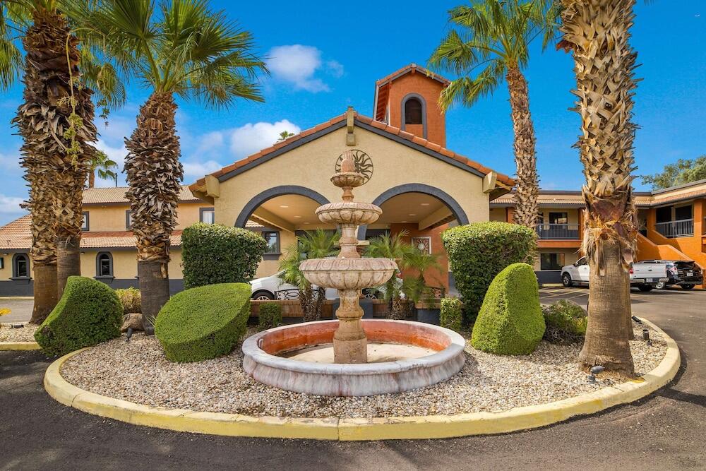 Picture of Quality Inn & Suites Goodyear - Phoenix West