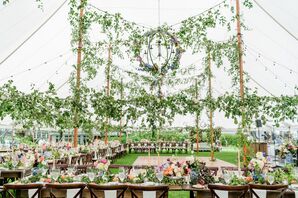 Woodstock Inn Decorated with Lively Vines