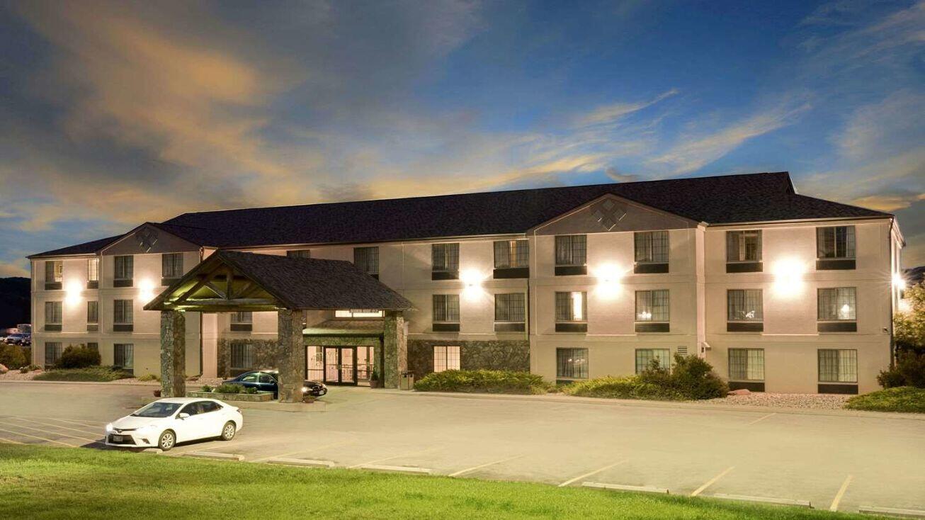 Picture of Summerset Hotel and Suites 