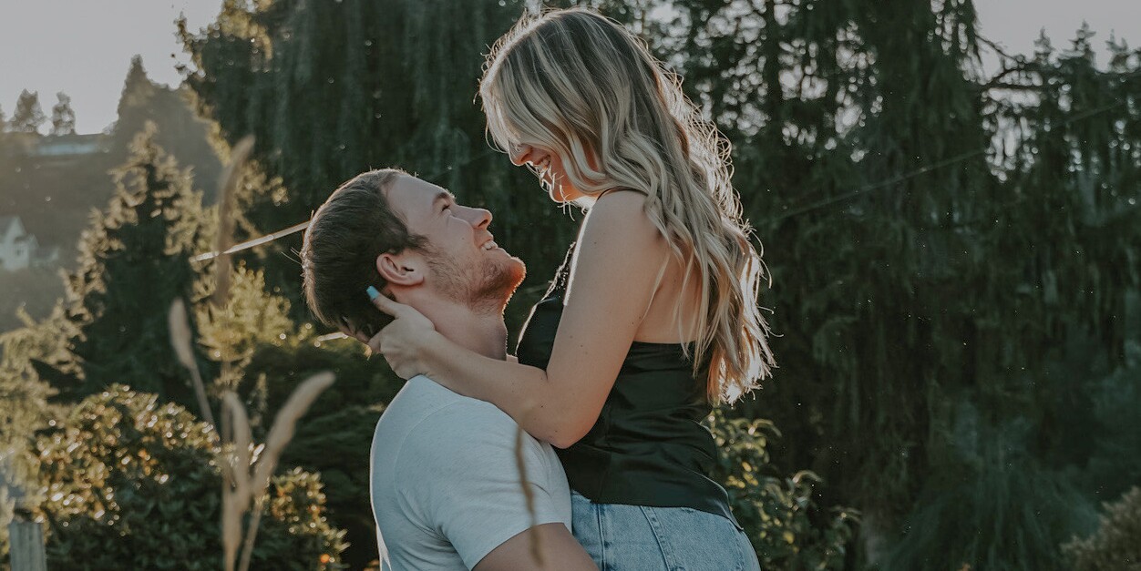 Briana & Hunter Home Page Banner