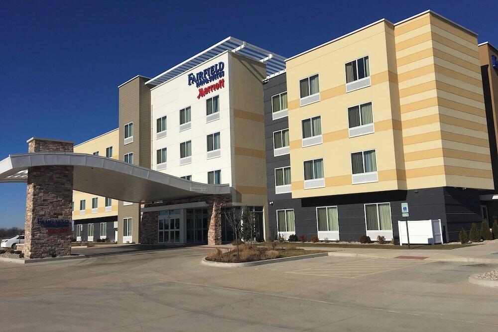 Picture of Fairfield Inn & Suites St. Louis Pontoon Beach/Granite City