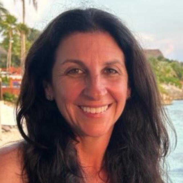 Jennifer Roth
