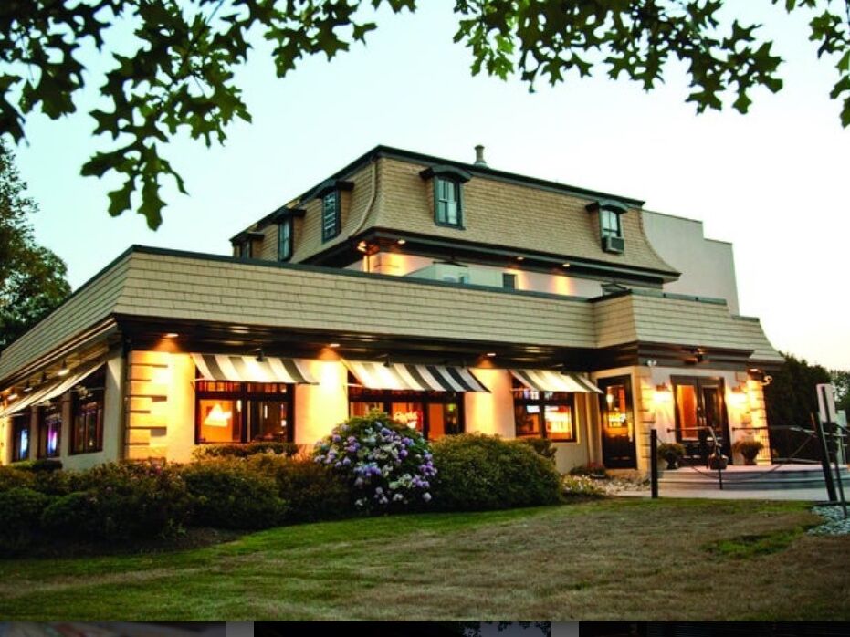 Picture of P.J. Whelihan's Pub + Restaurant - Blue Bell
