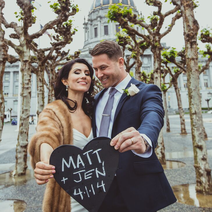 “Immediately after our wedding, our limo driver took us around town to sight see, take pictures and sip champagne,” says Matt. “We then had cocktails in the lobby bar of The Clift, our hotel, and then finished our evening at the classic Harris’s Steakhouse in Nob Hill.”