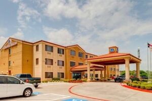 Picture of Comfort Suites Lake Ray Hubbard