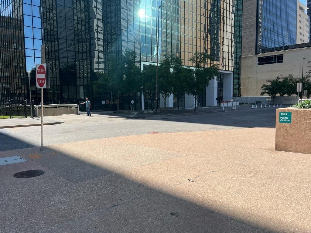 Picture of Parking at Thanks-Giving Square 
