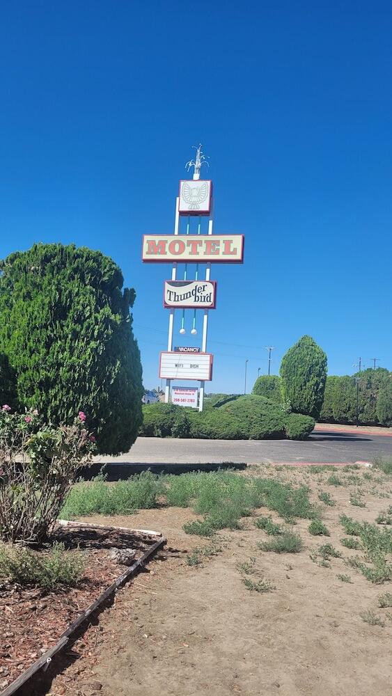 Picture of Thunder Bird Motel