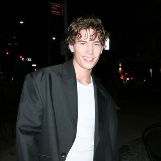 Mason Hurley
