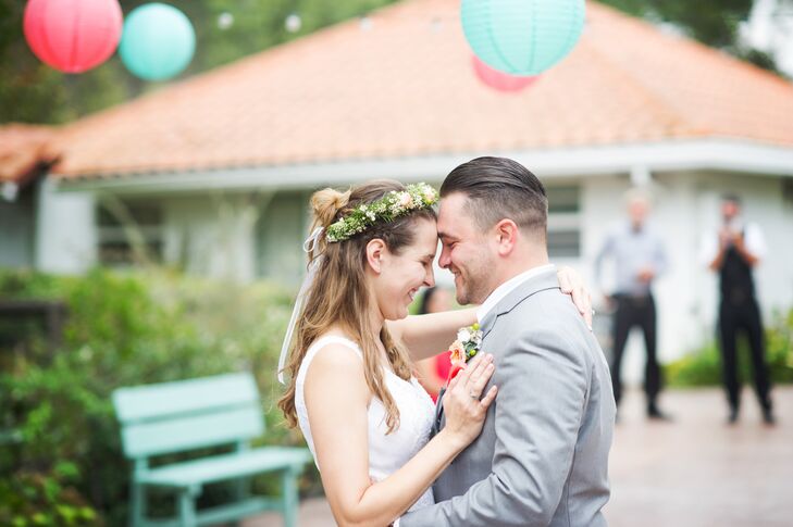 Danielle Petersen (24 and a visual merchandising specialist) married Nicholas Bettencourt (24 and a bartender) in an outdoor ceremony at Rancho Sequel