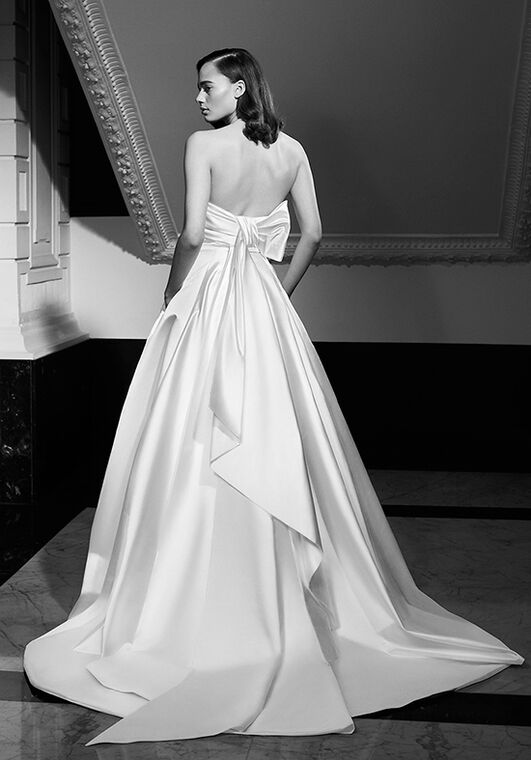 Viktor&Rolf Mariage DUCHESSE ELEGANCE Ball Gown Wedding Dress - 2