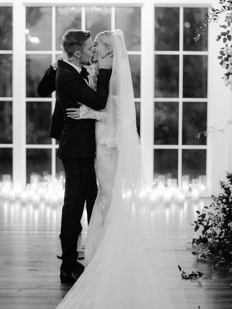 Justin Bieber and Hailey Baldwin Bieber kissing on wedding day