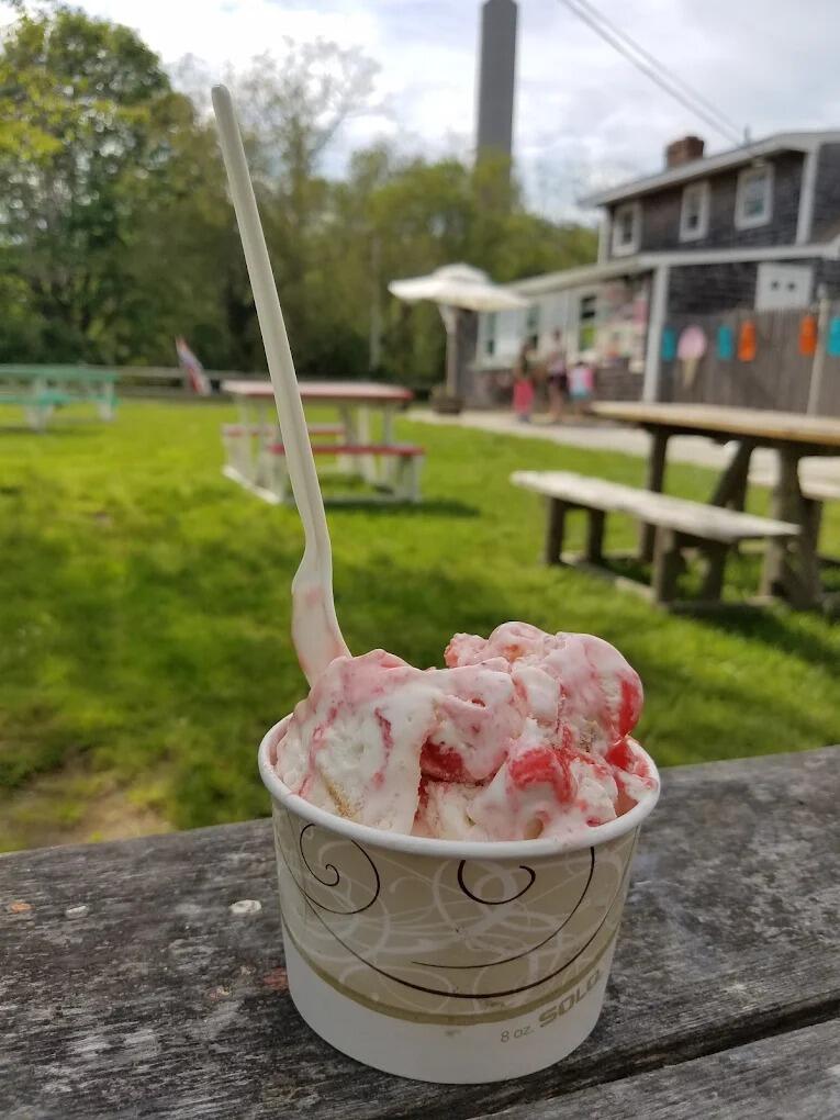 Picture of The Shipwreck Ice Cream