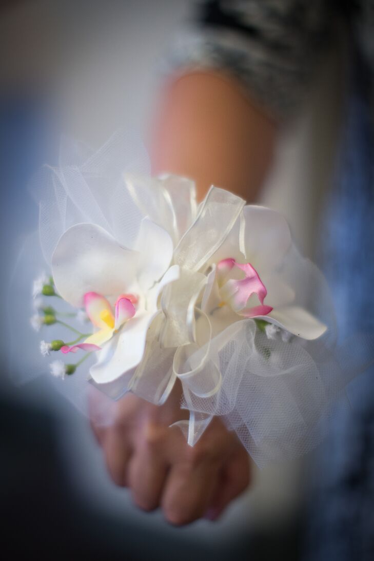 White With Pink Detail Corsage