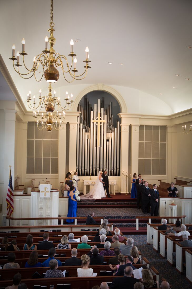 “The beautiful and unique pipe organ was a central focal point,” says the couple. “The church also has amazing large stained glass windows, a long isle, and an elegant entranceway with double doors.”