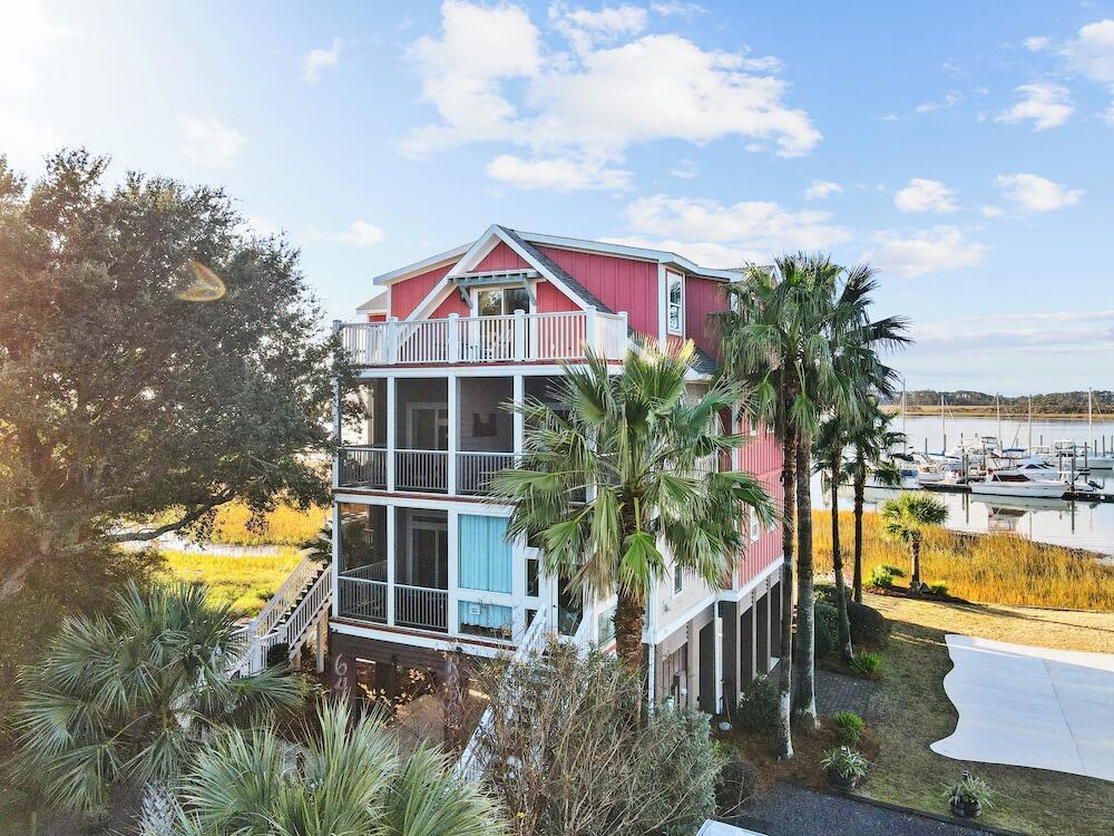 Picture of Regatta Inn Folly Beach