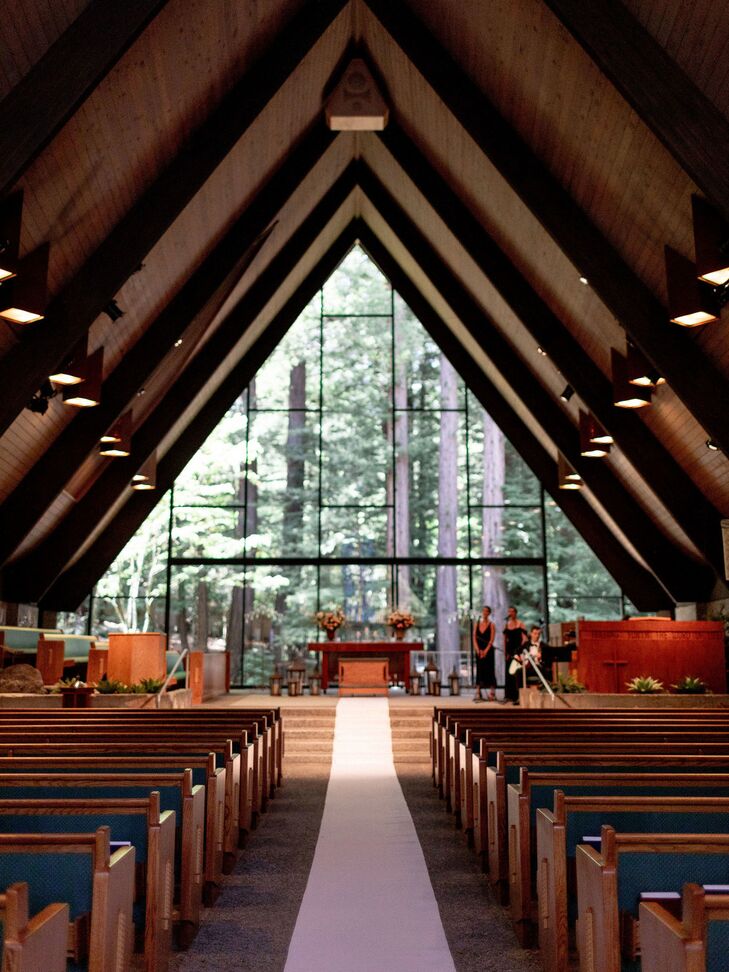 Rustic Valley Presbyterian Church in Portola Valley, California