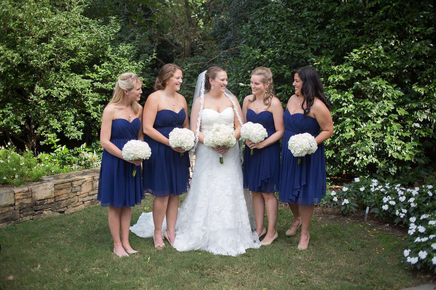 Short Navy Bridesmaid Dresses with DIY Bouquets