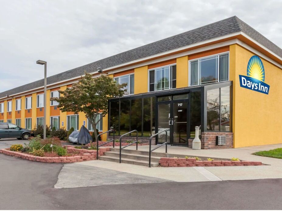 Picture of Days Inn by Wyndham Holland